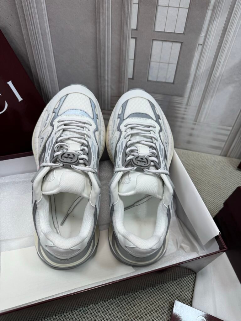 Gucci Unisex Athletic Sneakers detail 1