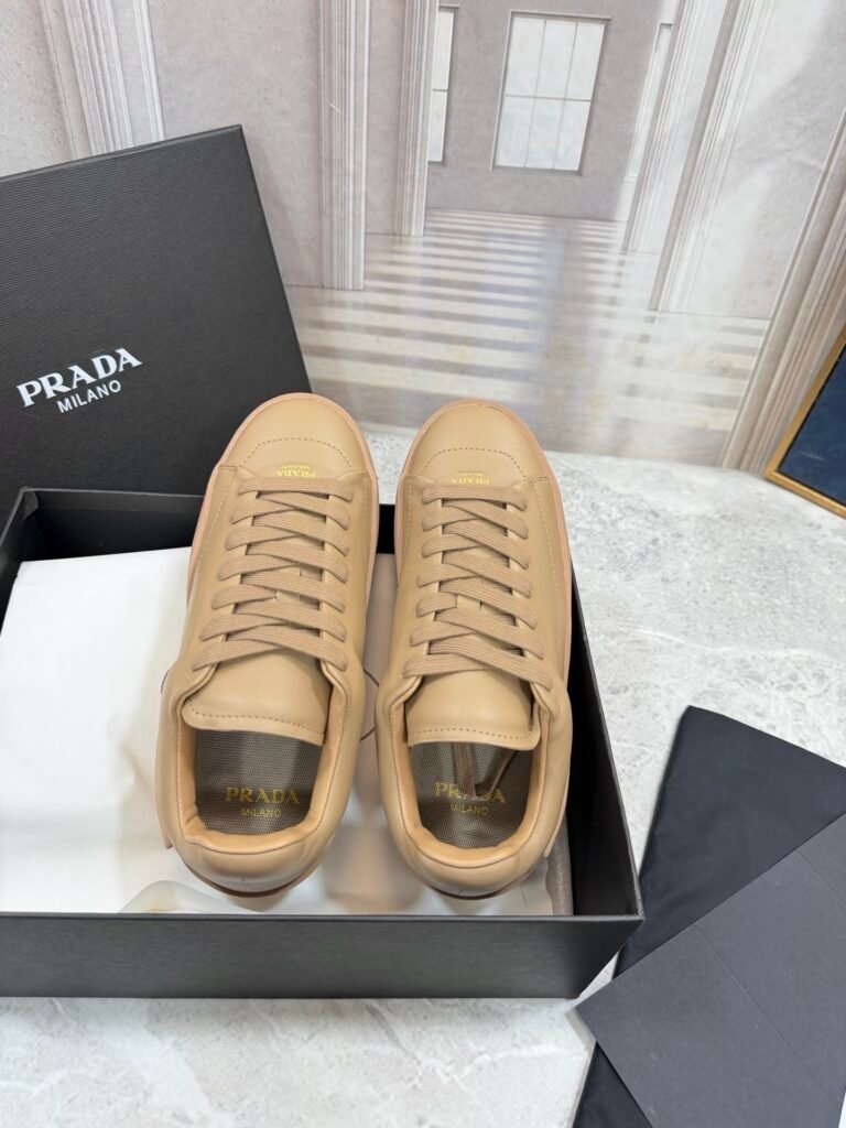 Prada Unisex Platform Sneakers detail image 1