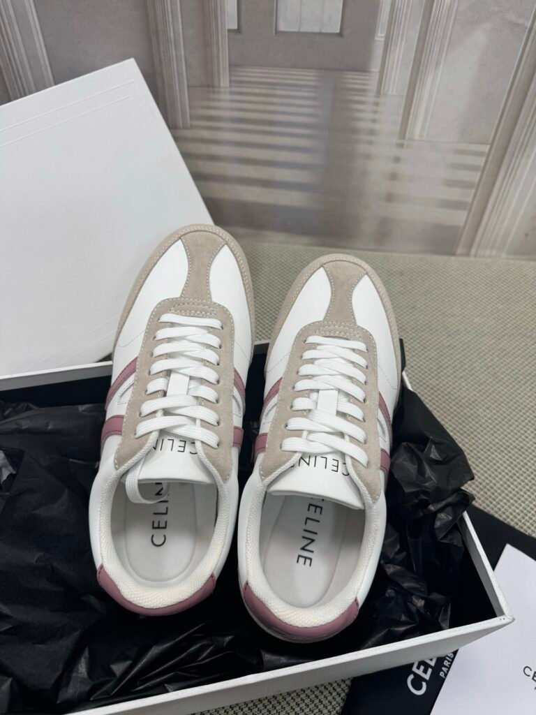 Balmain Women's Sneakers detail image 1