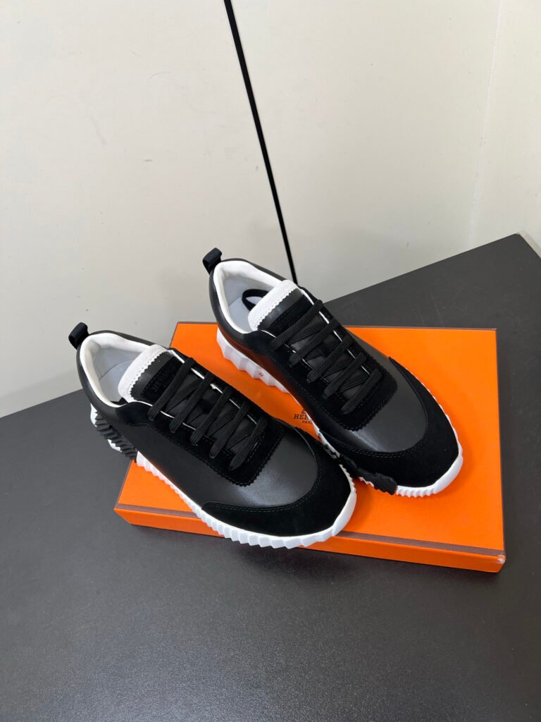 Hermès Unisex Athletic Sneakers detail 1