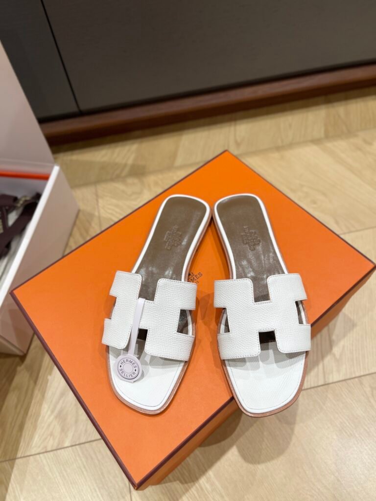 Hermès Unisex Slides detail 1