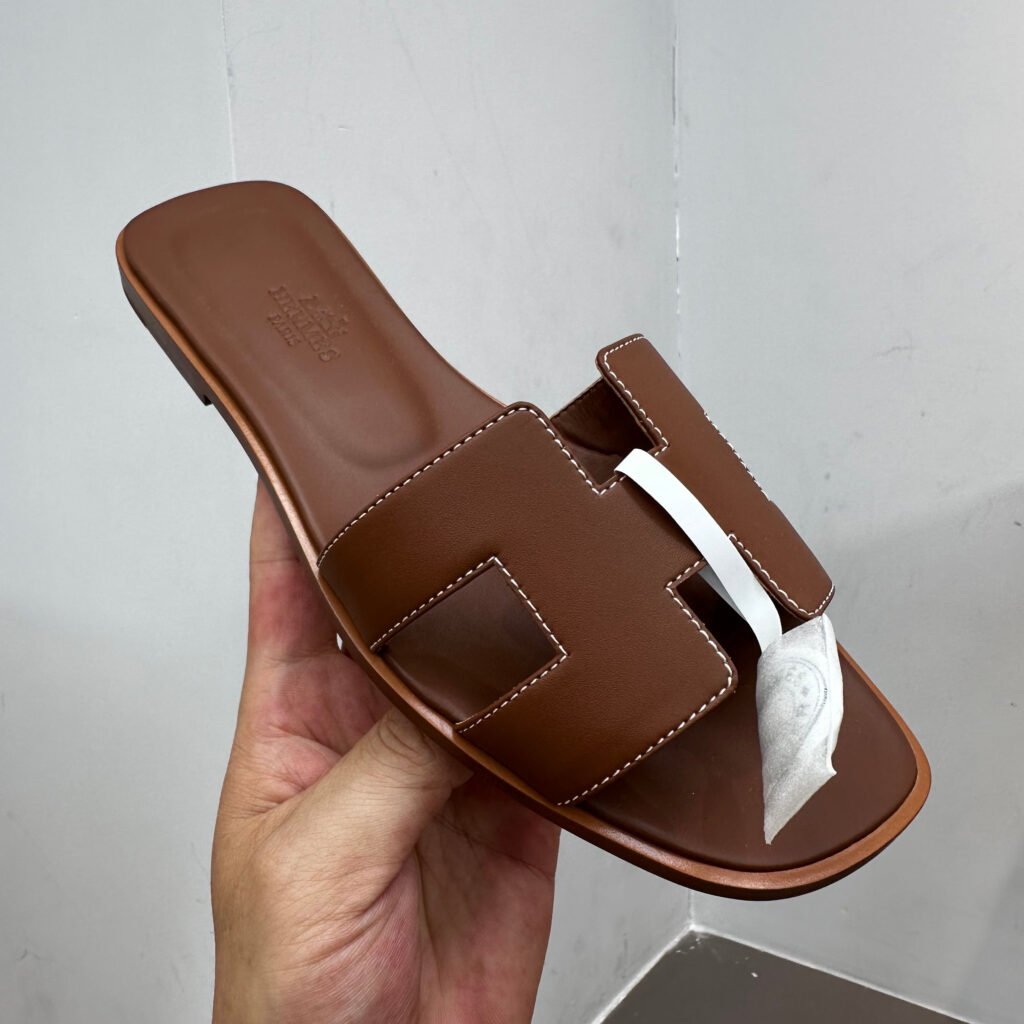 Hermès Women's Sneakers detail 1