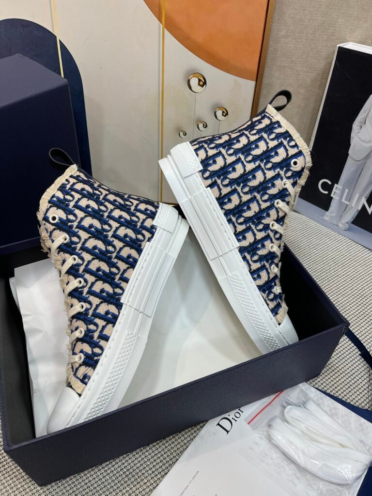 Dior Unisex High-Top Sneakers detail 1