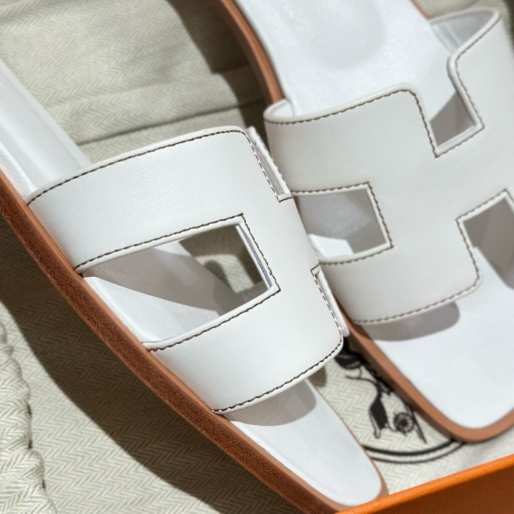 Hermès Unisex Slides detail 1
