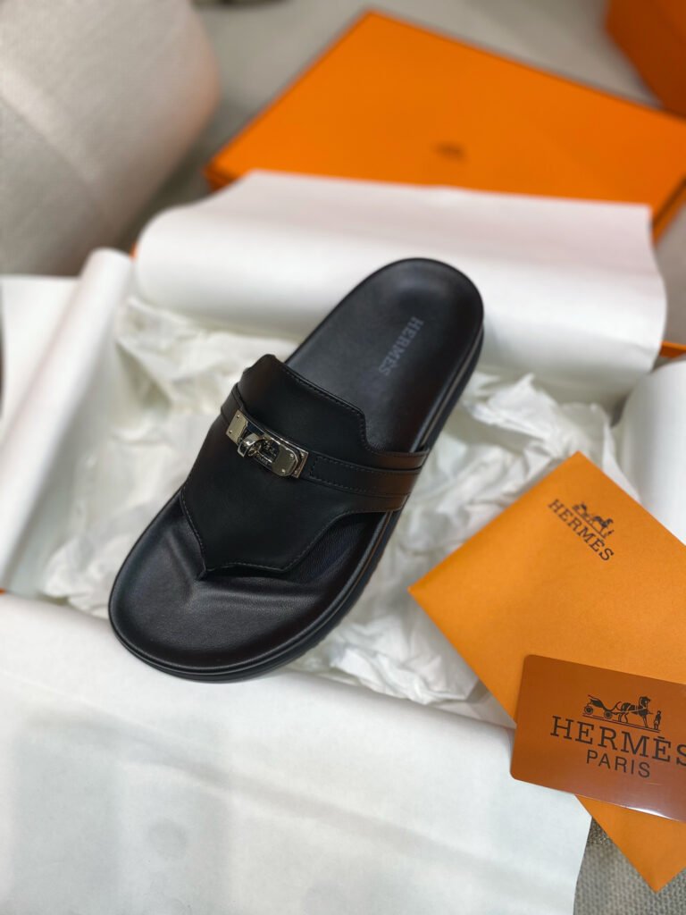 Hermès Unisex Slides detail 1