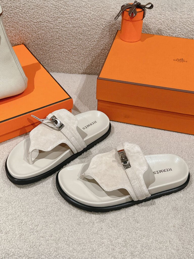 Hermès Unisex Sandals detail 1
