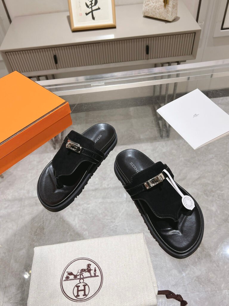 Hermès Unisex Slides detail 1
