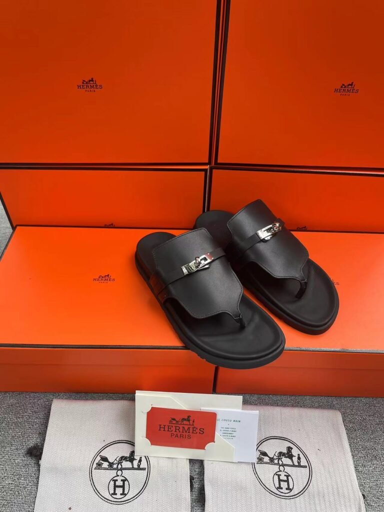 Hermès Unisex Slides detail 1