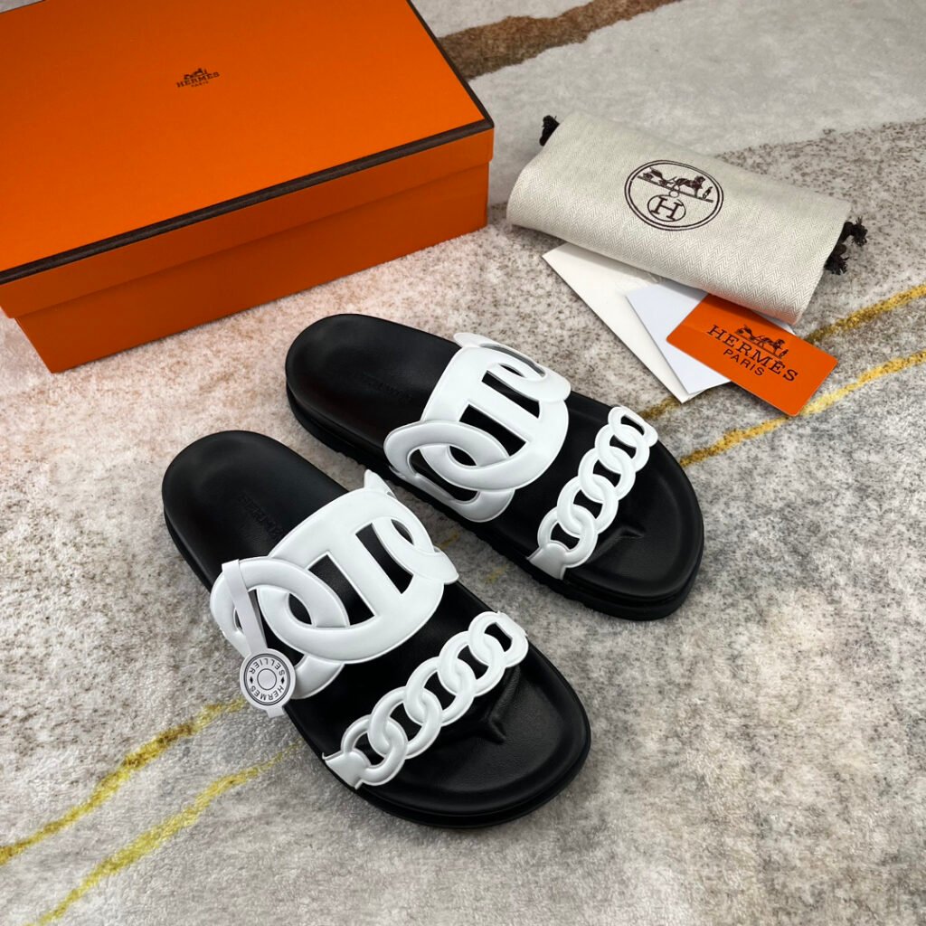 Hermès Unisex Sandals detail 1