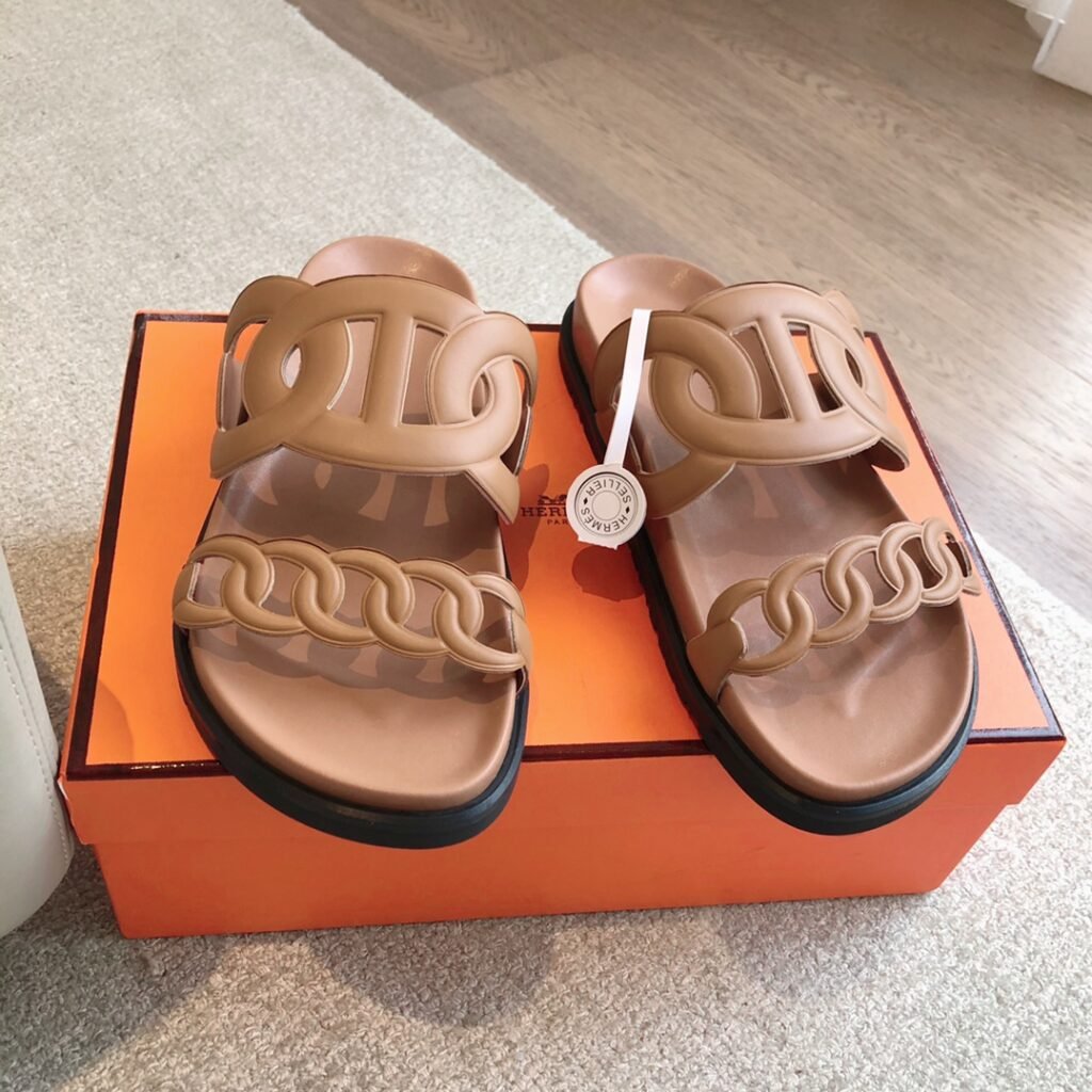 Hermès Women's Slides detail image 1