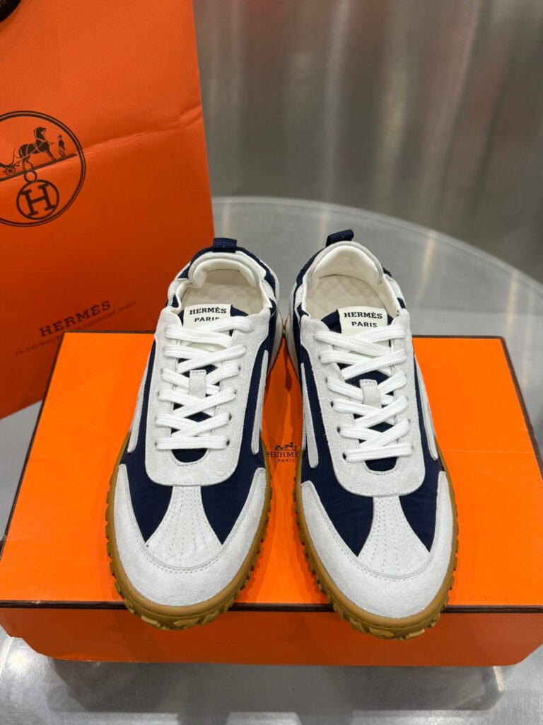 Hermès Unisex Sneakers detail 1