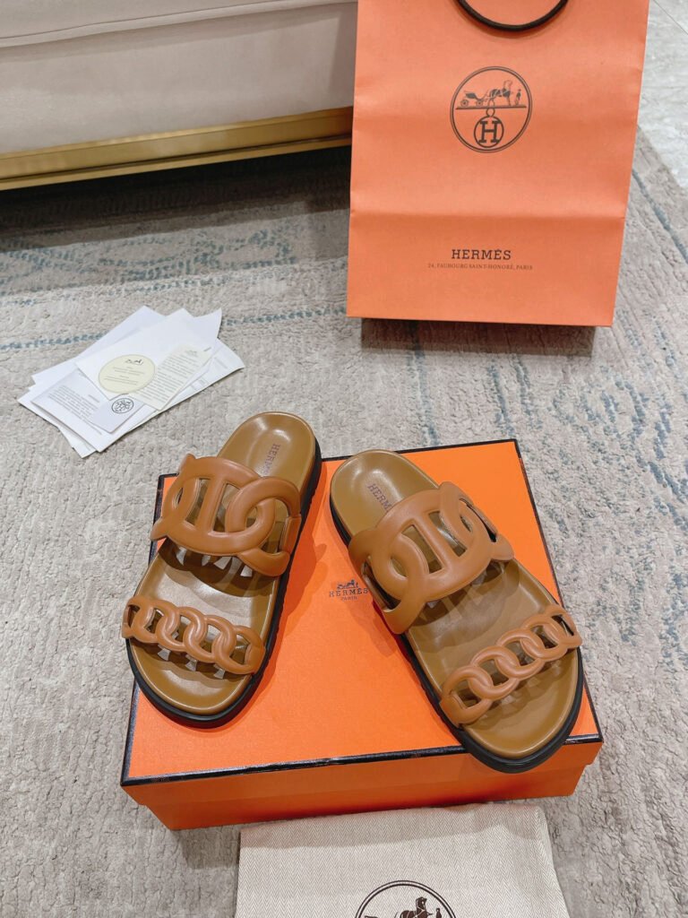Hermès Unisex Slides detail 1