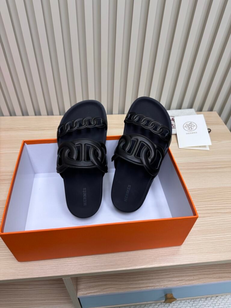 Hermès Unisex Slides detail 1
