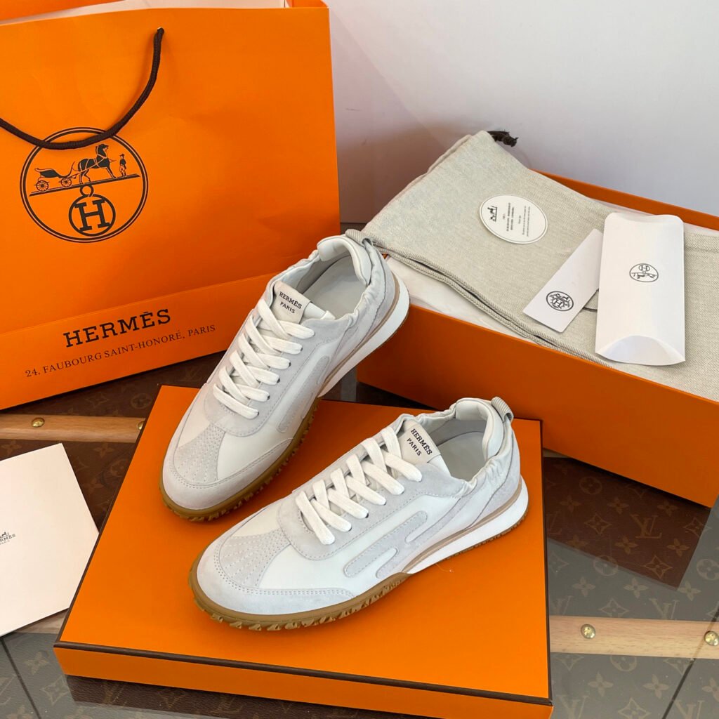 Hermès Unisex Sneakers detail 1