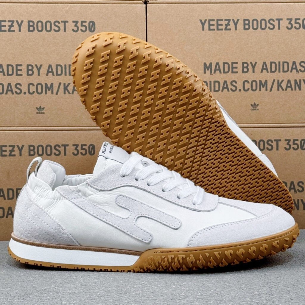 Hermès Unisex White Low-Top Sneakers detail 1