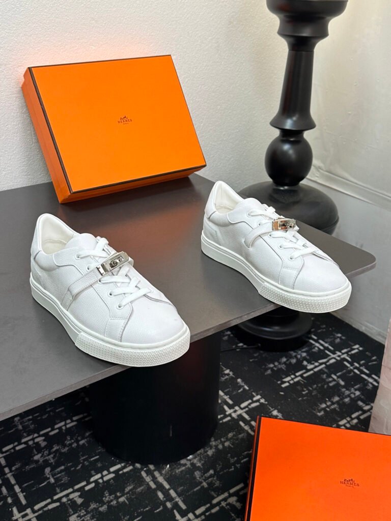 Hermès Unisex White Low-Top Sneakers detail 1