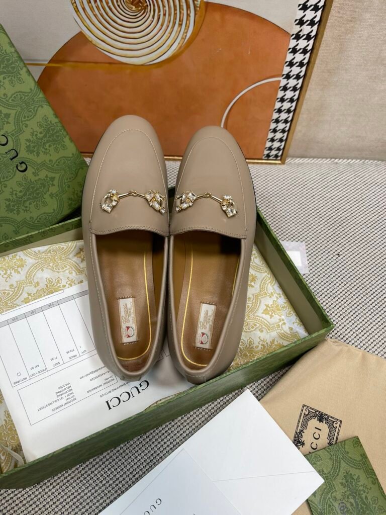 Gucci Unisex Loafers detail 1