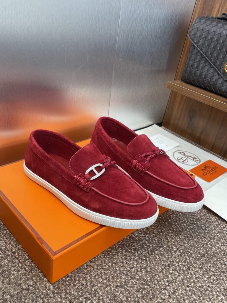Hermès Unisex Loafers detail 1