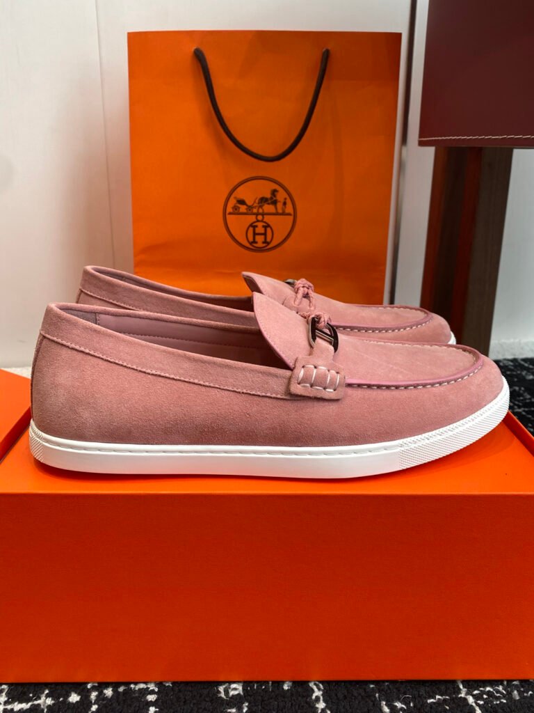 Hermès Unisex Loafers detail 1
