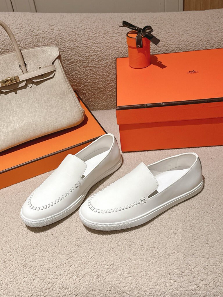 Hermès Unisex Loafers detail 1