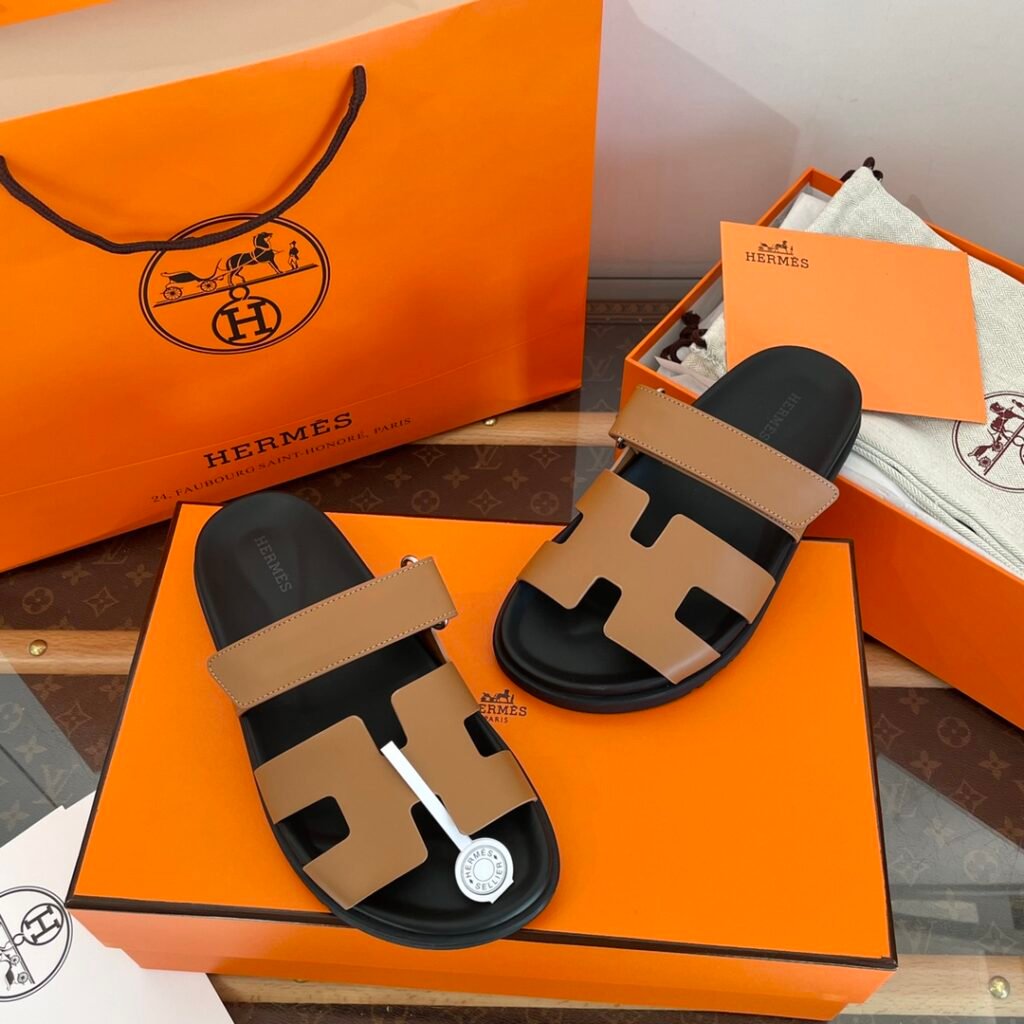 Hermès Unisex Slides detail 1