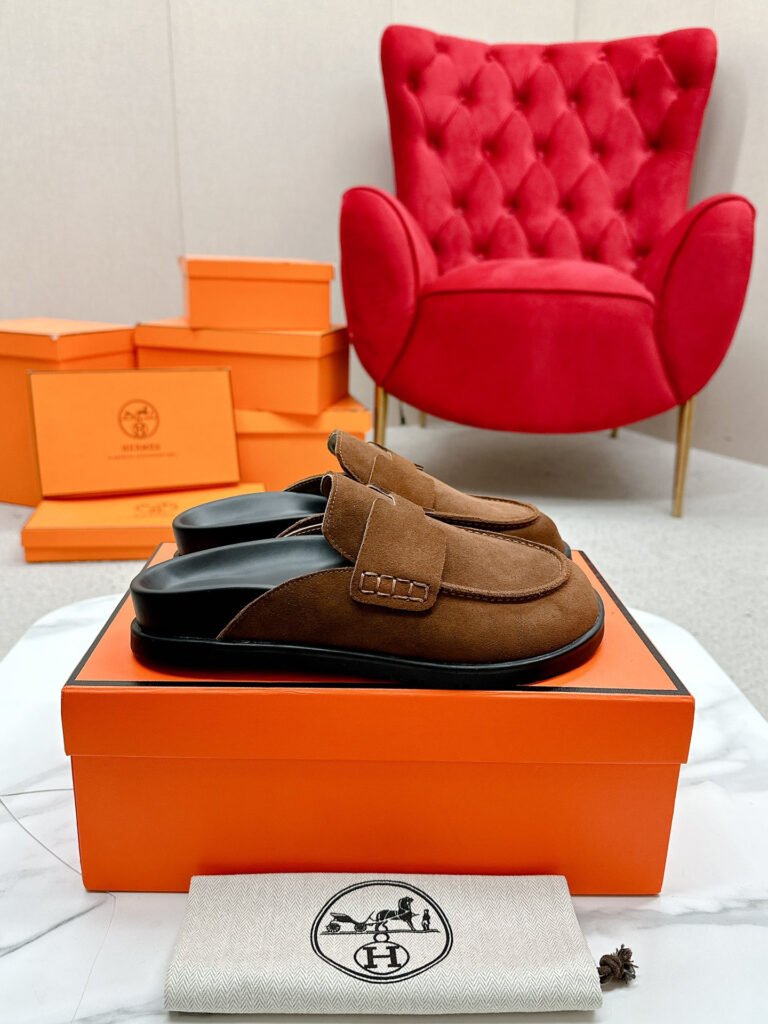 Hermès Unisex Mules detail 1