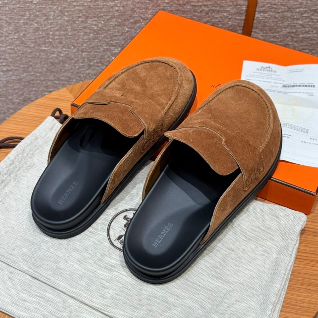 Hermès Unisex Mules detail 1