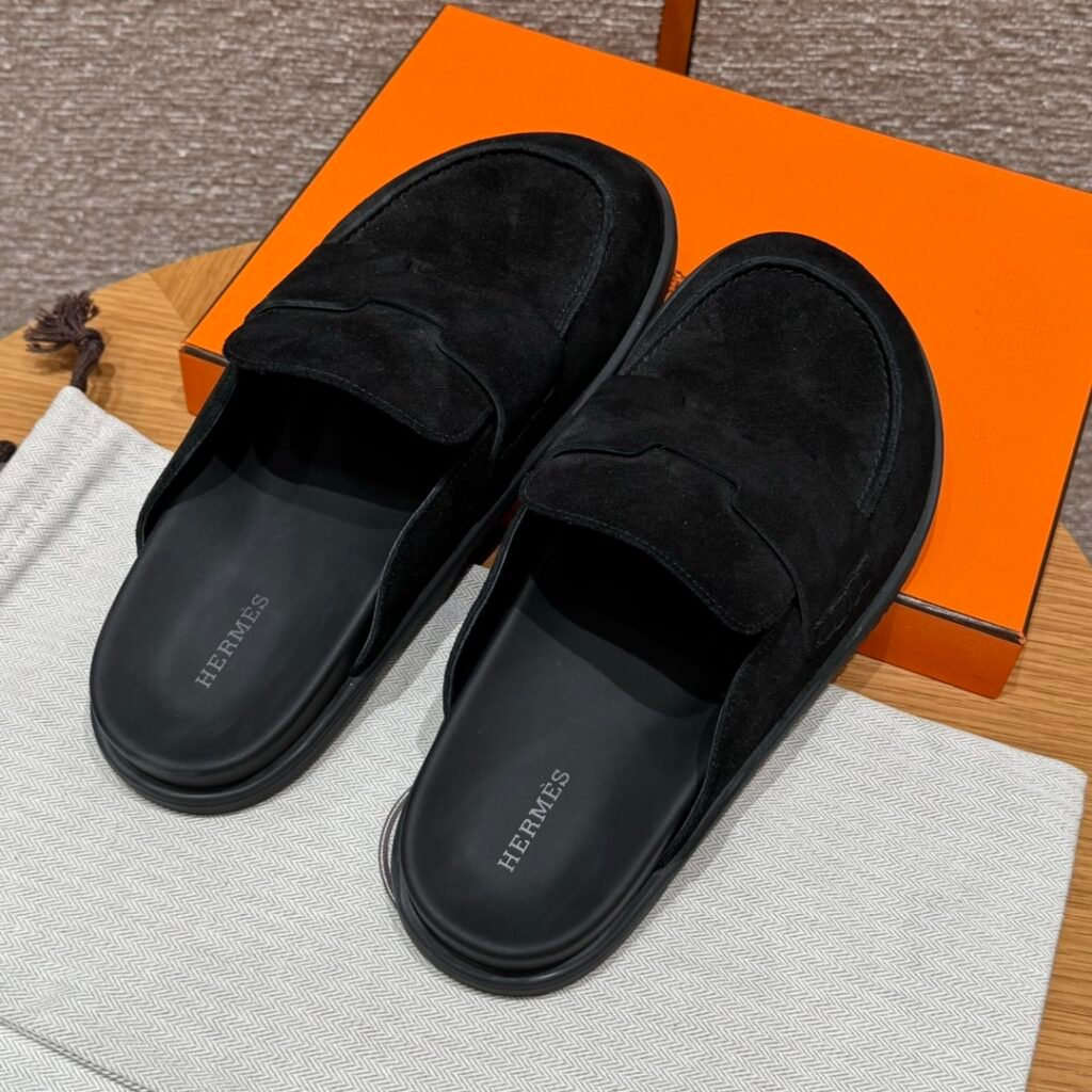 Hermès Unisex Mules detail 1