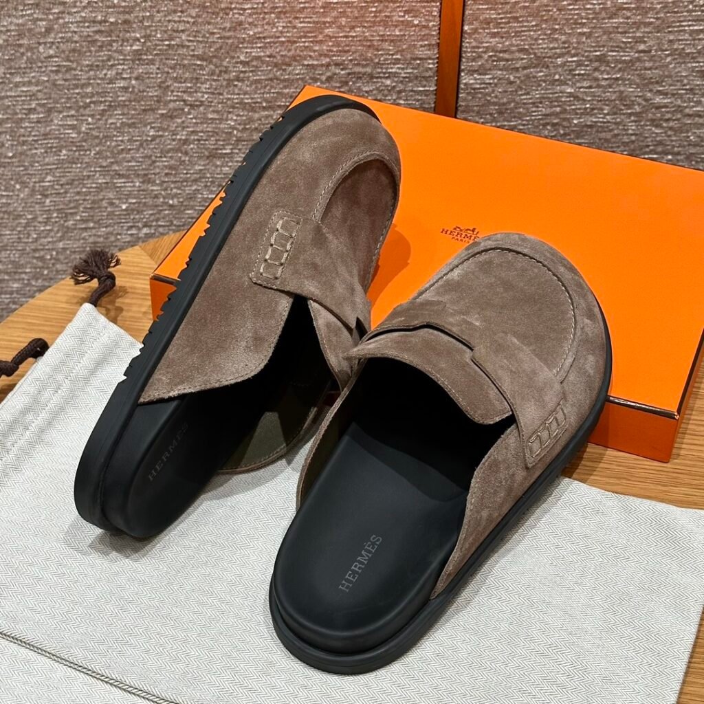 Hermès Unisex Mules detail 1