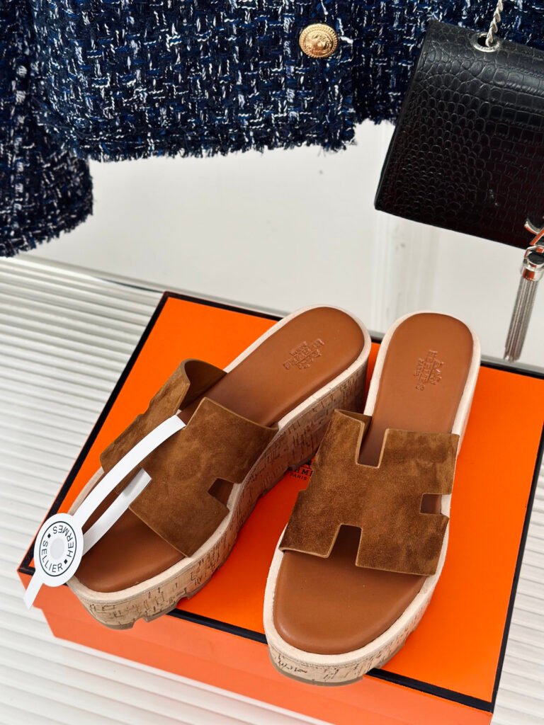 Hermès Women's Platform Sneakers detail 1