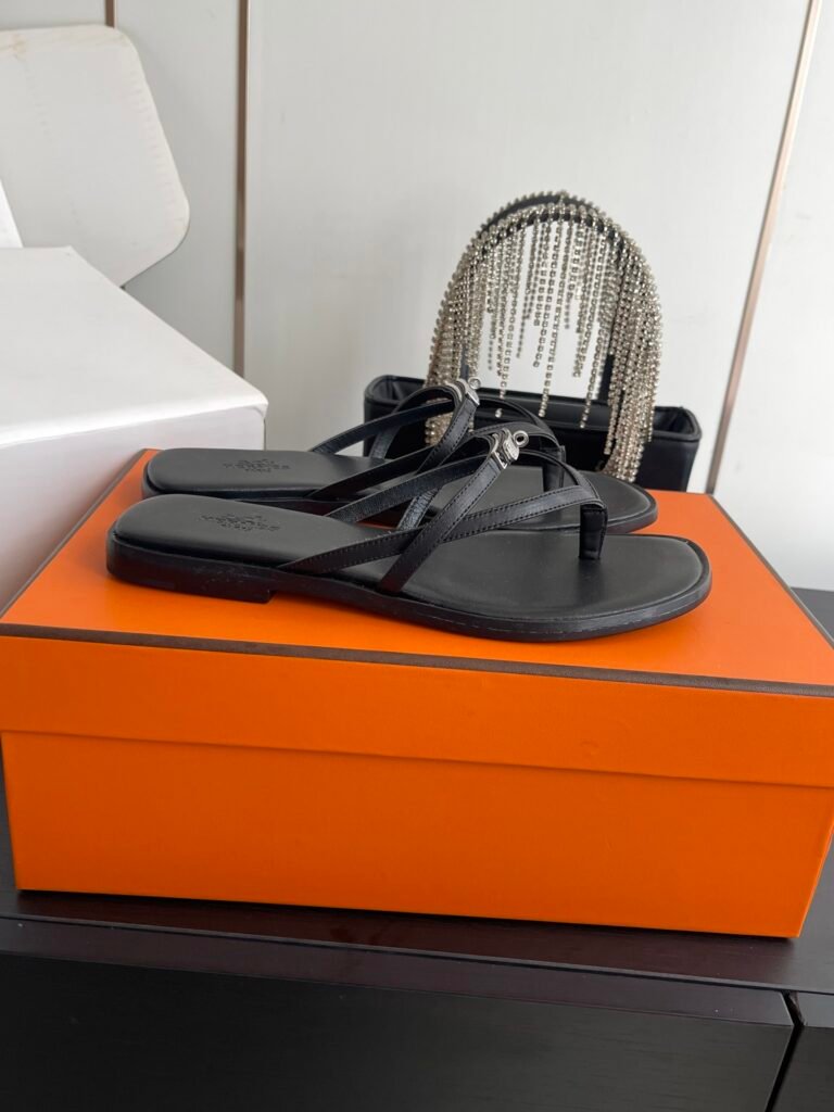 Hermès Women's Leather-Sole Shoes detail 1