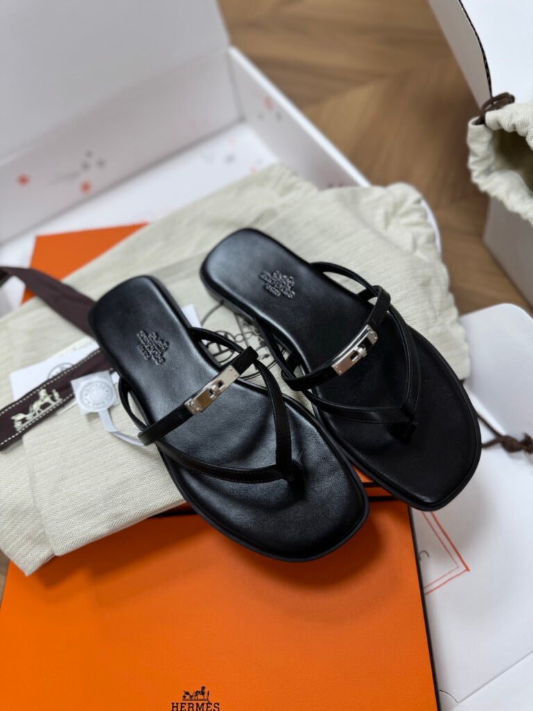 Hermès Women's Sneakers detail 1
