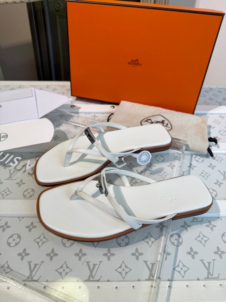 Hermès Women's Sneakers detail 1