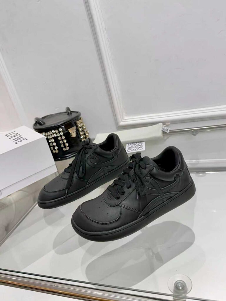 Loewe Unisex Sneakers detail 1