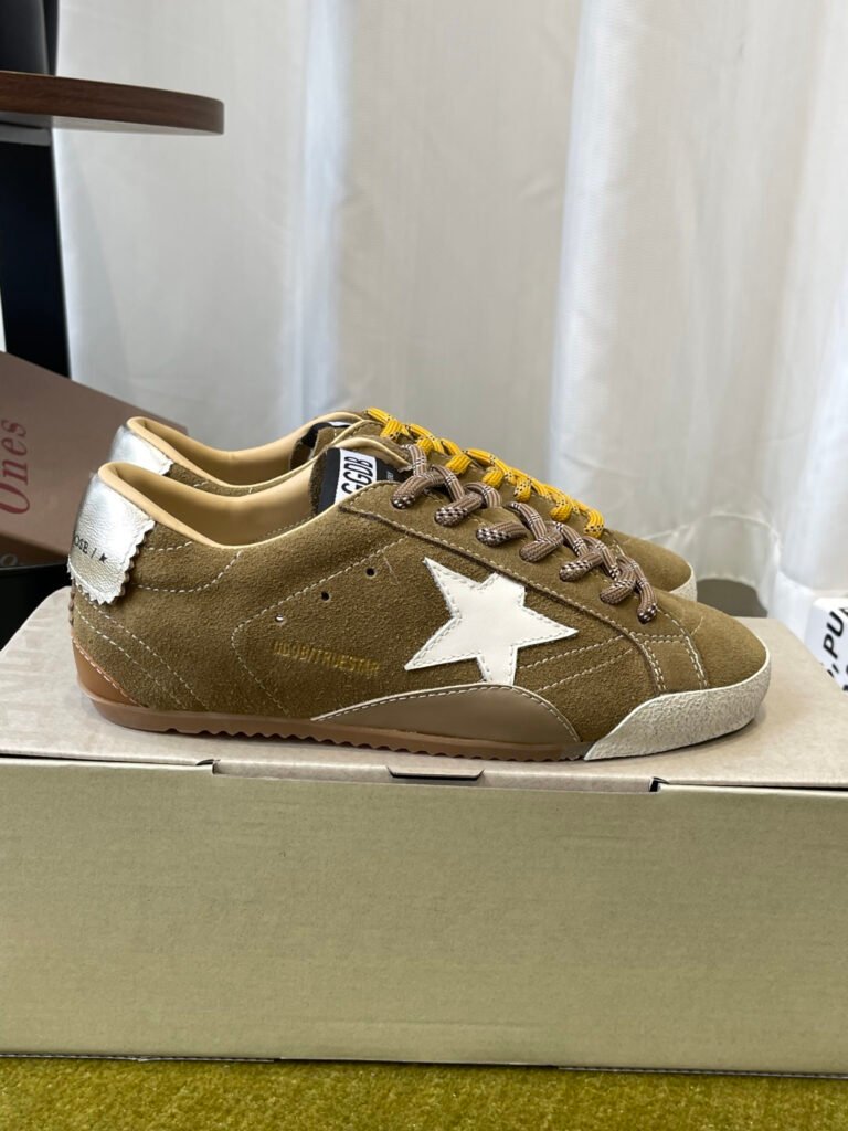 Golden Goose Unisex Distressed Sneakers detail 1