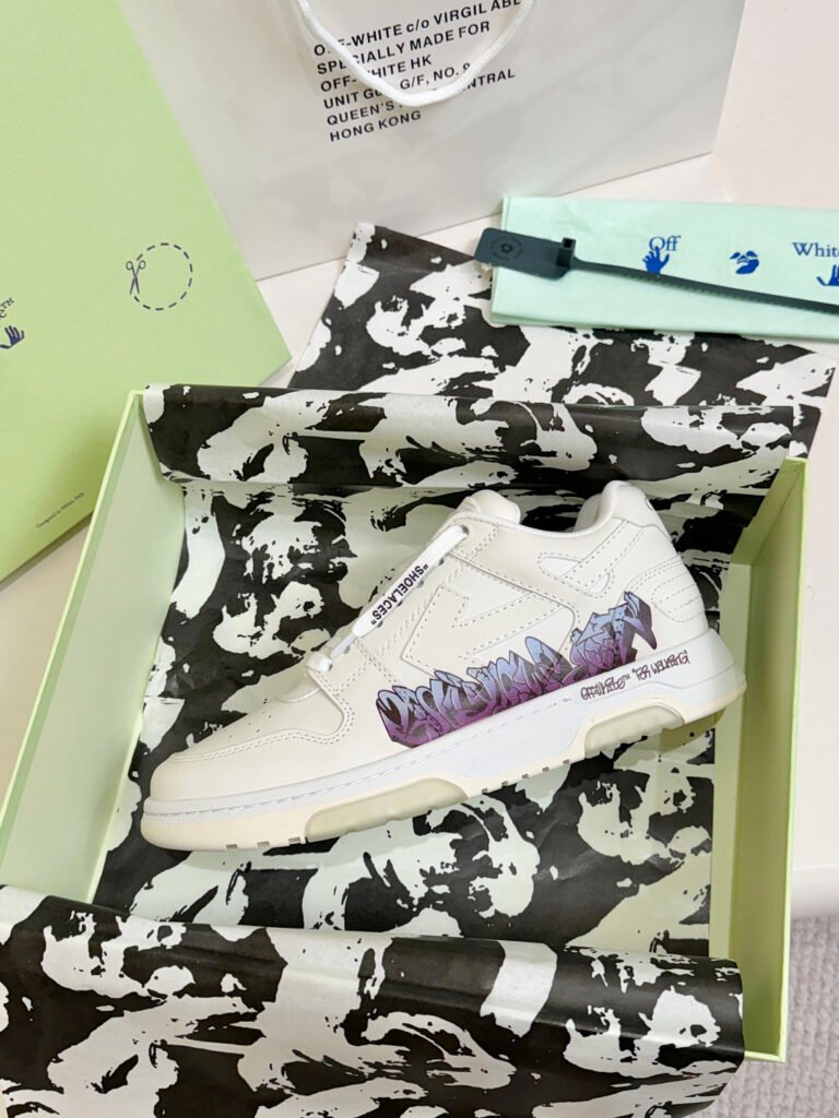 Off-White Unisex Sneakers detail image 1