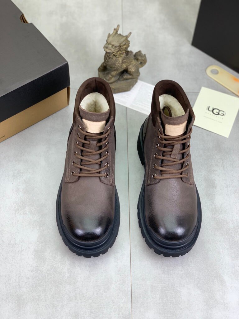 UGG Men's Sneakers detail image 1