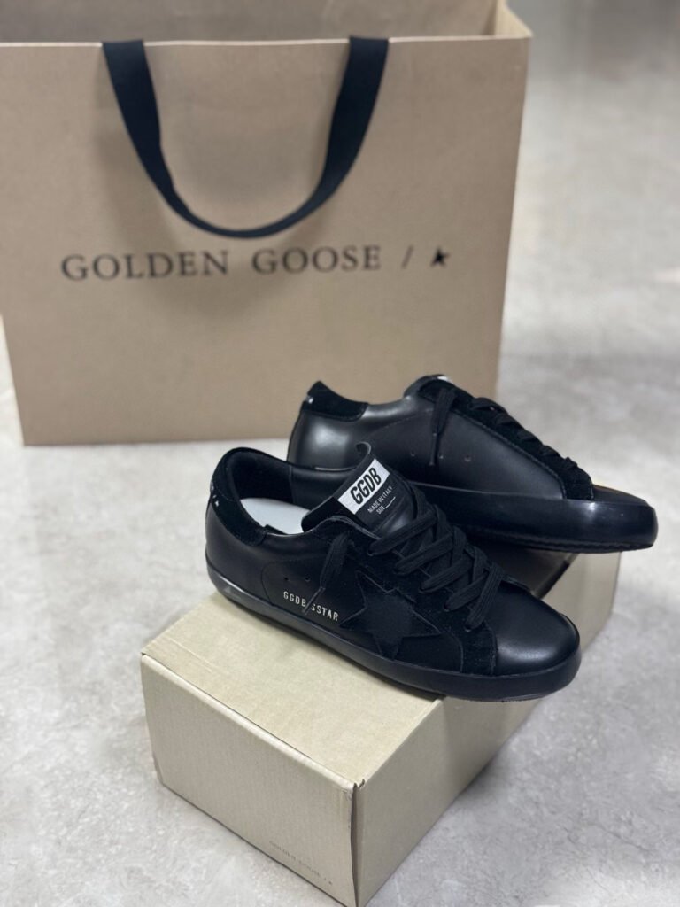 Golden Goose Unisex Distressed Sneakers detail 1
