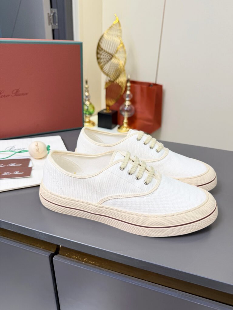Loro Piana Unisex Sneakers detail 1