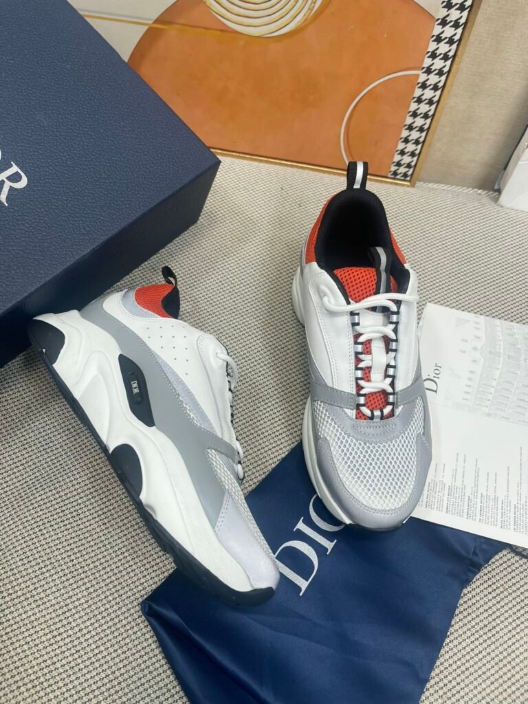 Dior Unisex Chunky Sneakers detail 1