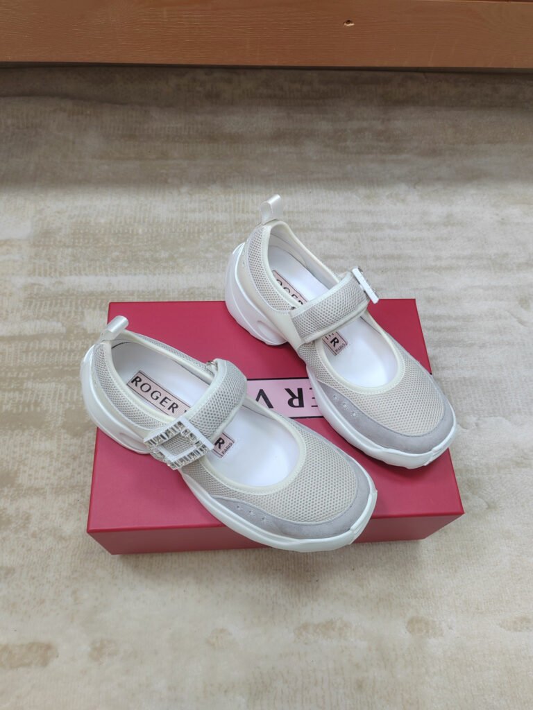 Roger Vivier Unisex Athletic Sneakers detail image 1