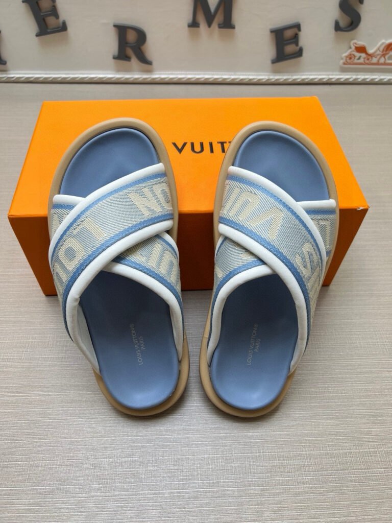 Louis Vuitton Unisex Slides detail image 1