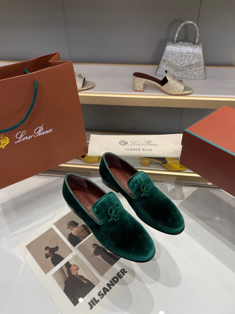 Loro Piana Unisex Sneakers detail image 1