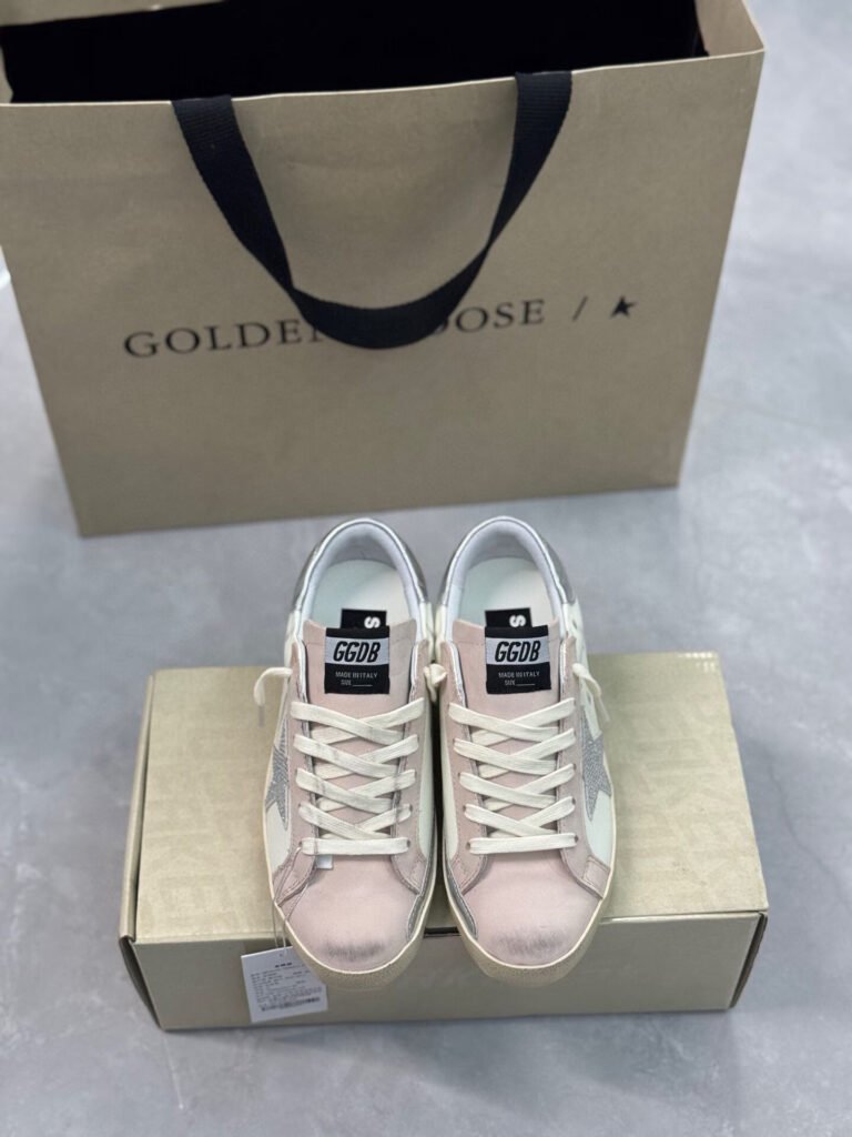 Golden Goose Unisex Distressed Sneakers detail 1
