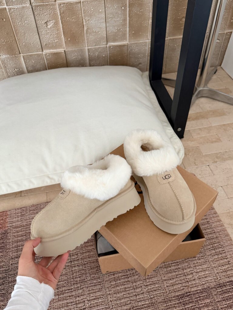 UGG Unisex Platform Sneakers detail 1