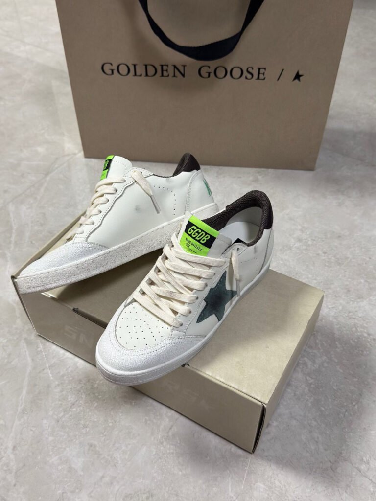 Golden Goose Unisex Sneakers detail 1