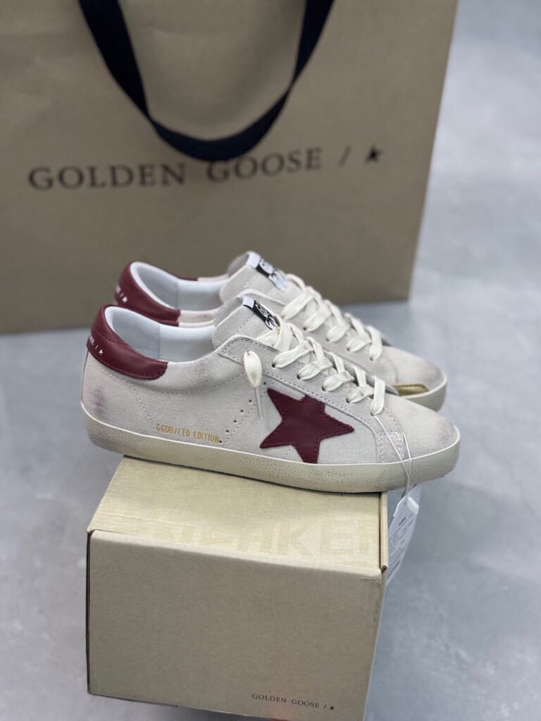 Golden Goose Unisex Distressed Sneakers detail 1