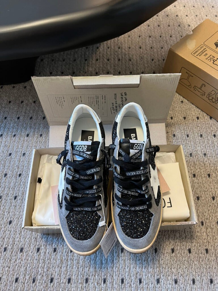 Golden Goose Unisex Distressed Sneakers detail 1
