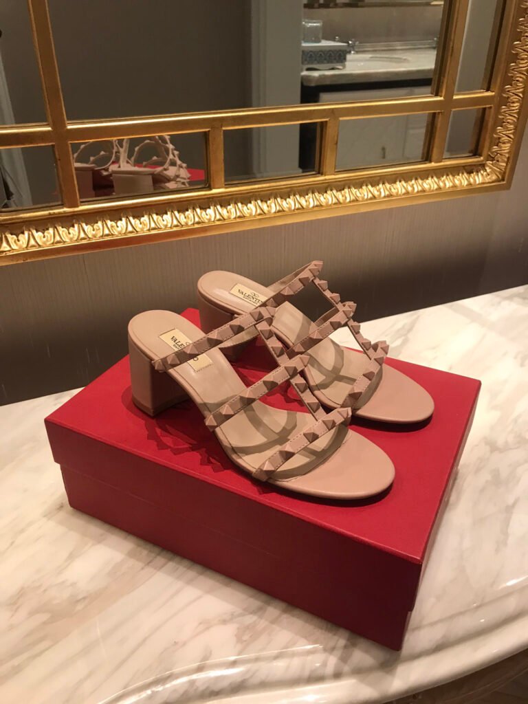Valentino Garavani Unisex Sneakers detail image 1