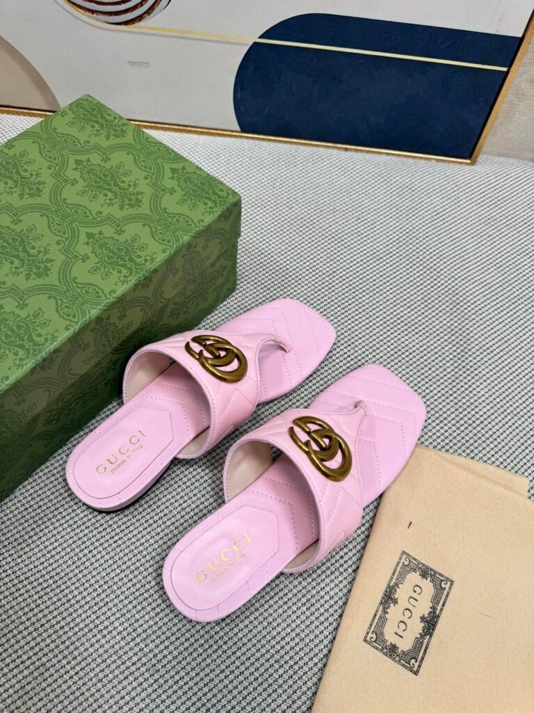 Gucci Unisex Slides detail 1